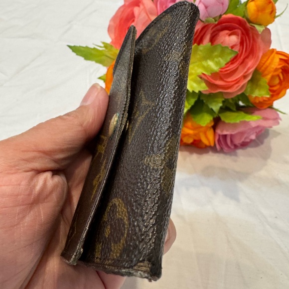 Authentic Louis Vuitton Monogram Card Holder - Picture 7 of 12